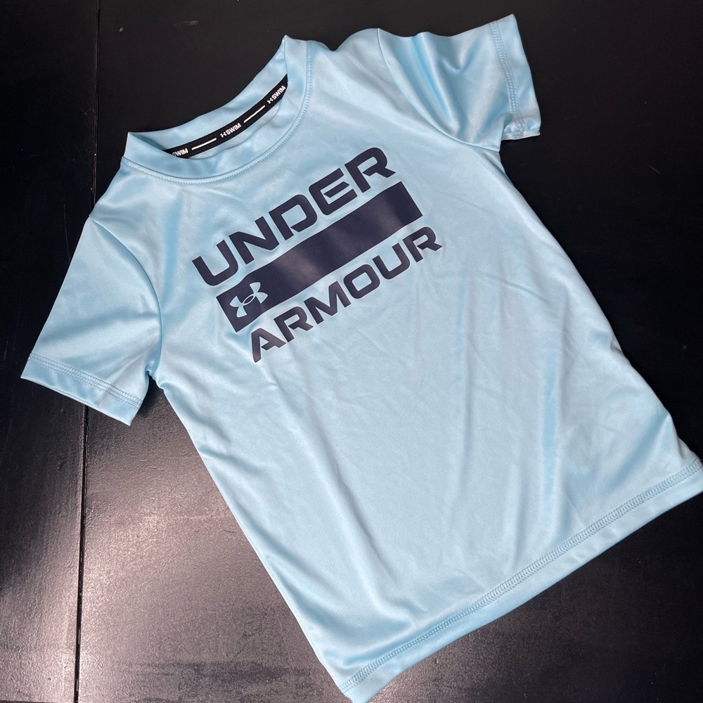 💕Bundle 3 of $20 Under Armour Light Blue Swim UV 50+ protection T-Shirt boy’s 4